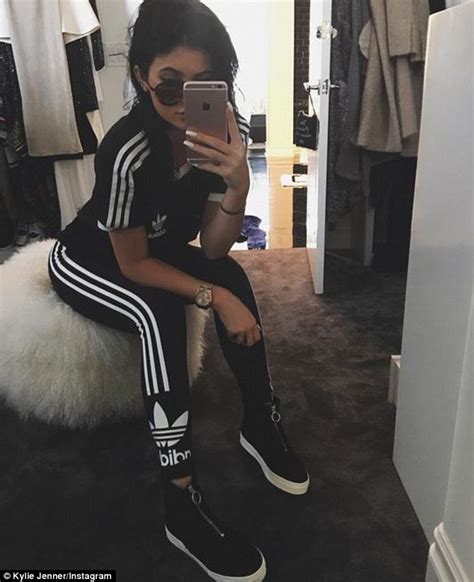 selfie adidas